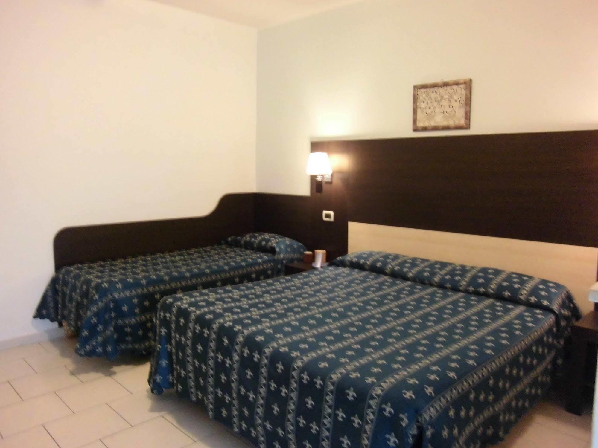 Hotel Europa Park Lido di Spina Eksteriør billede
